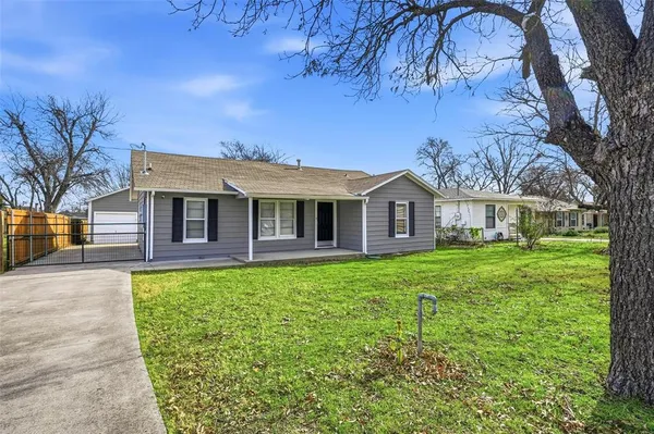 $1,750 | 418 Russell Street, White Settlement, TX 76108