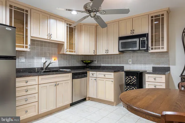 $2,000 | 4705 Rippling Pond Drive, Fairfax, VA 22033