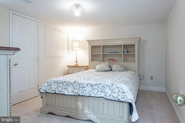 $2,000 | 4705 Rippling Pond Drive, Fairfax, VA 22033