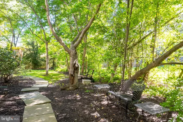 $2,000 | 4705 Rippling Pond Drive, Fairfax, VA 22033