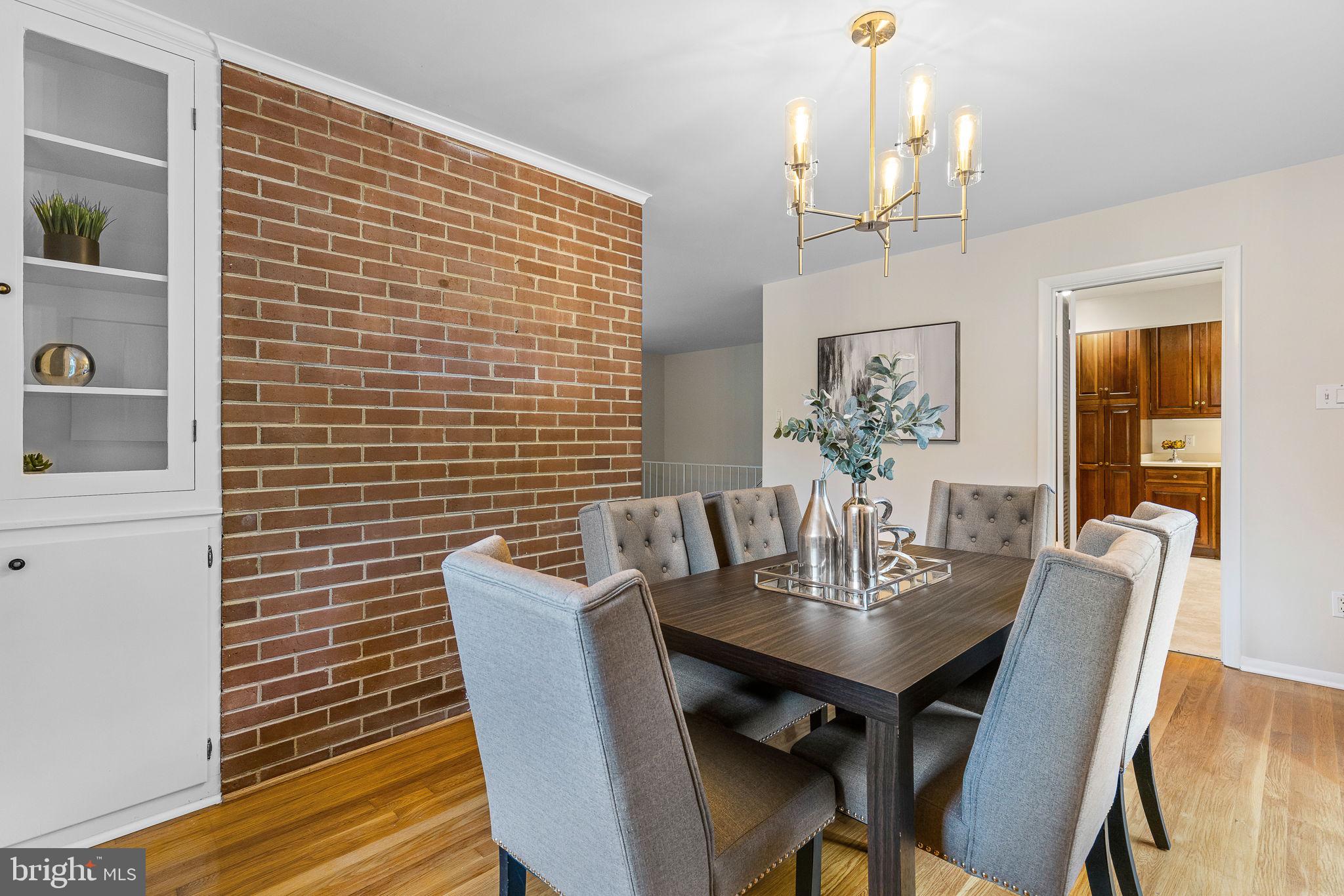 7809 Greeley Boulevard Springfield, VA 22152 - Photo 16 of 52 Dining room w built-ins and sliders to patio!
