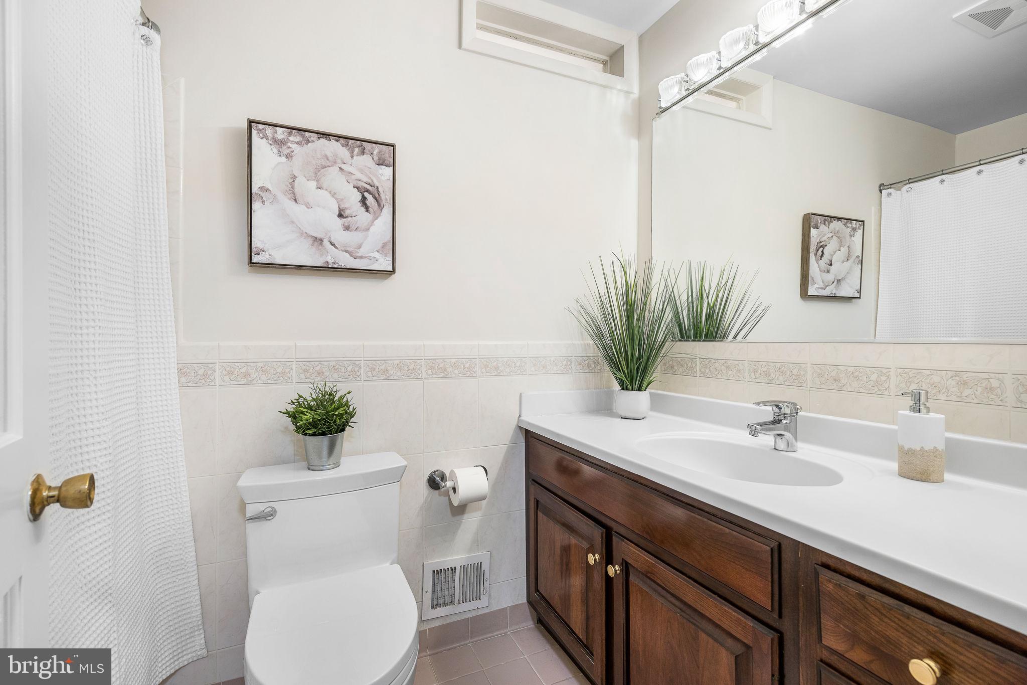 7809 Greeley Boulevard Springfield, VA 22152 - Photo 29 of 52 Main level hall bath