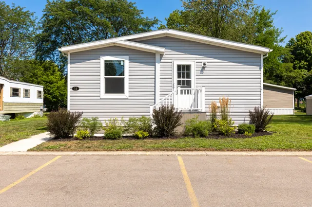 $99,900 | 714 Mill Street, Unit 14, Leslie, MI 49251