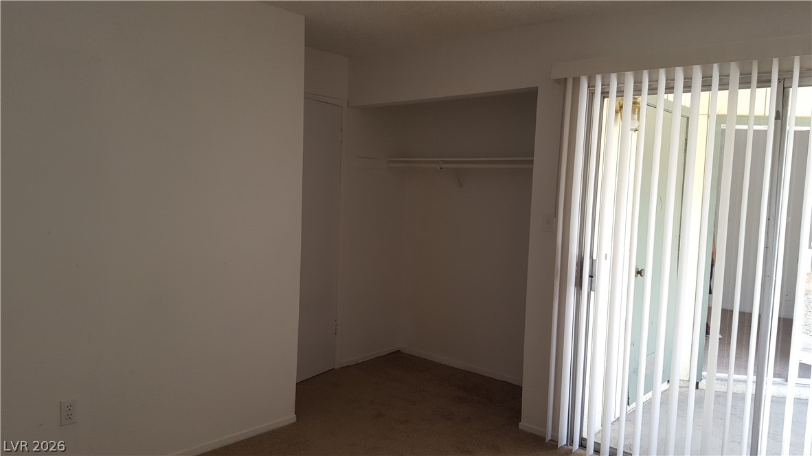 6433 Addely Drive Las Vegas, NV 89108 - Photo 7 of 27