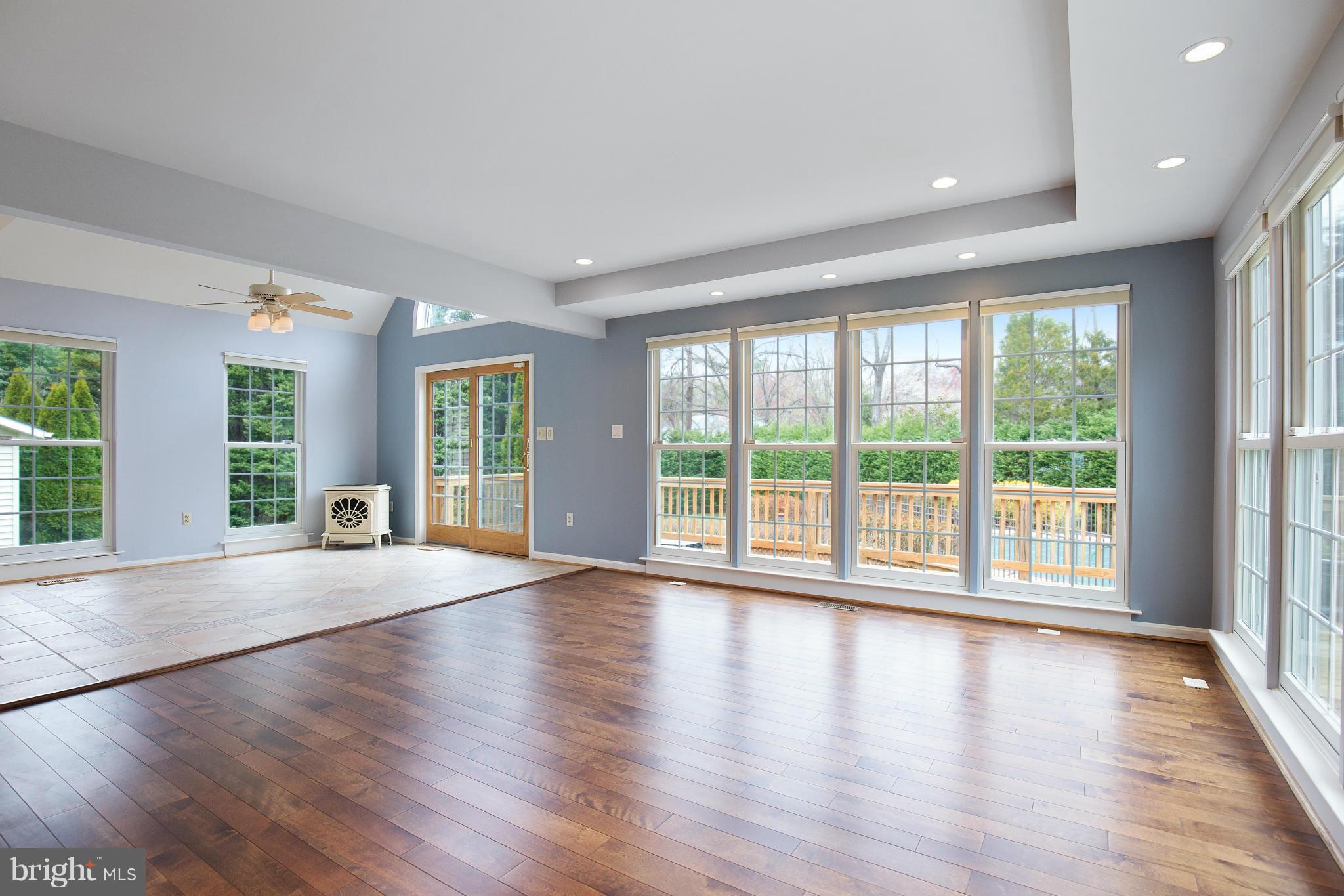 2809 Fennel Road Edgewater, MD 21037 - Photo 4 of 30 Gleaming hardwood floors