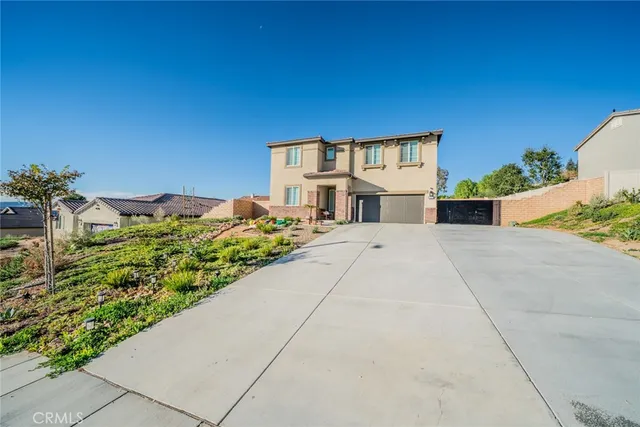 $759,900 | 7640 Messina Heights Lane, Highland, CA 92346