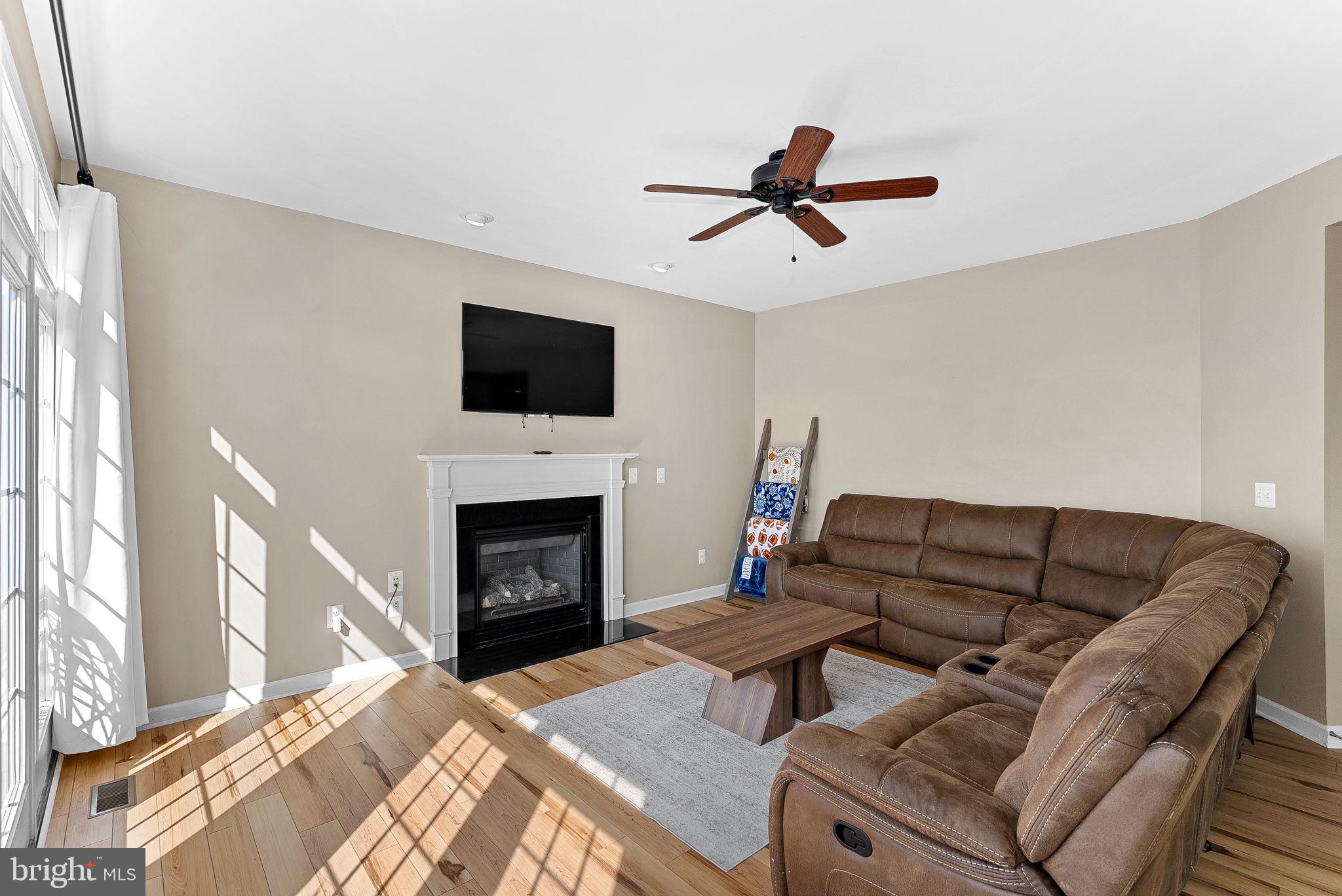 110 Setting Sun Court Stephenson, VA 22656 - Photo 26 of 72 Family room