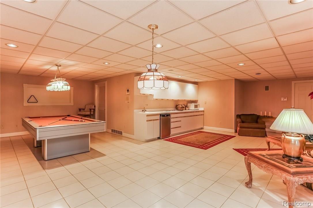 4815 Sheldon Road Rochester, MI 48306 - Photo 50 of 83 067-Basement-3129712-medium.jpg