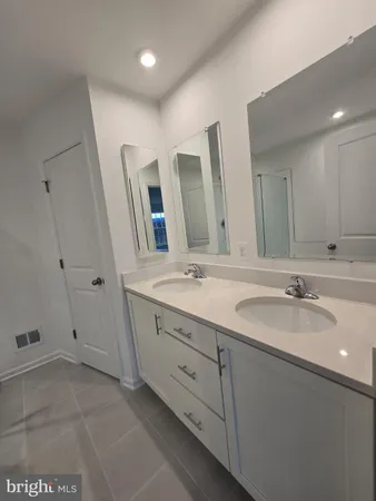 $1,850 | 616 Tracy Way, Martinsburg, WV 25403