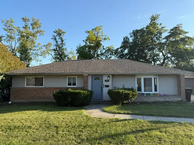 $175,000 | 127 Blackhawk Drive, Park Forest, IL 60466