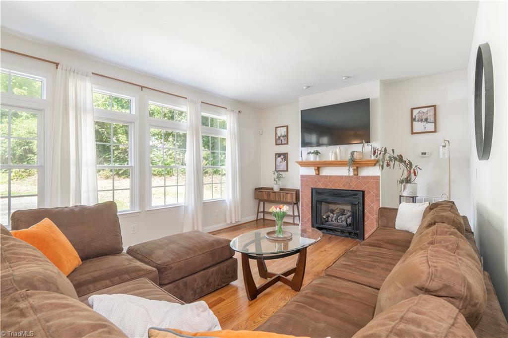 833 East Country Club Road Mount Airy, NC 27030 - Photo 7 of 50 Gallery Image 7