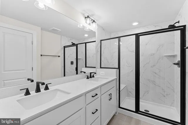 $3,300 | 45219 Temple Bar Drive, Sterling, VA 20166