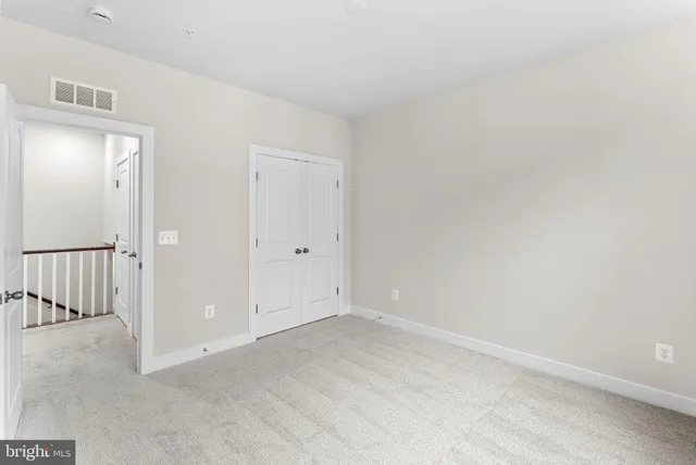 $3,300 | 45219 Temple Bar Drive, Sterling, VA 20166