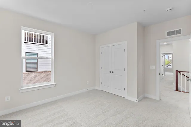 $3,300 | 45219 Temple Bar Drive, Sterling, VA 20166