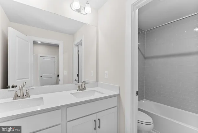 $3,300 | 45219 Temple Bar Drive, Sterling, VA 20166