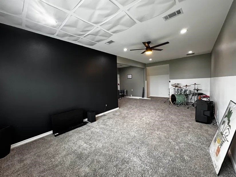 2295 Diamond D Lane Beaumont, TX 77713 - Photo 25 of 40 a very nice looking room with a ceiling fan