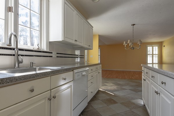 6 Carriage Hill Road Hopkinton, MA 01748 - Photo 6 of 23 Gallery Image 6