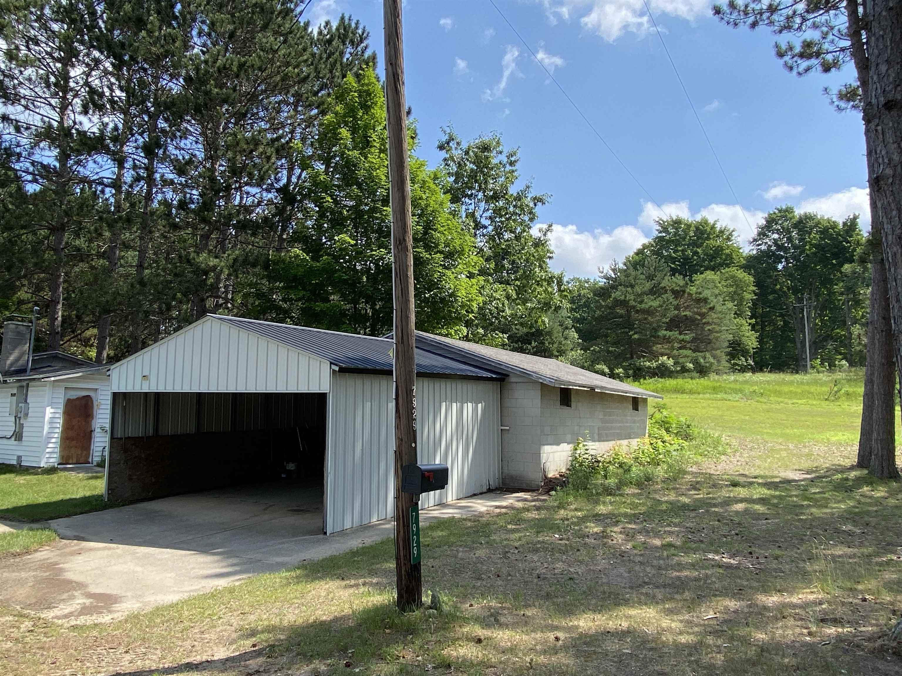 7929 East 10 Road Manton, MI 49663 - Photo 33 of 46 1936433-3811f8f7-e5e5-4c48-bd4b-c52b4ec0bbed.JPG