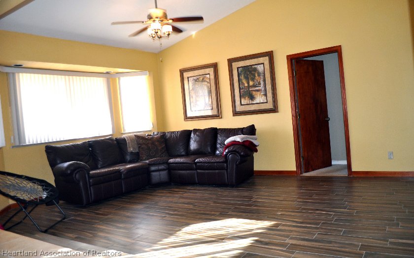 201 Longwood Road Sebring, FL 33870 - Photo 7 of 24 Gallery Image 7