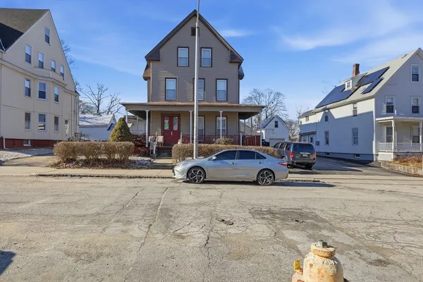 $799,000 | 8 Lowell Street, Worcester, MA 01603