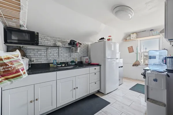 $799,000 | 8 Lowell Street, Worcester, MA 01603