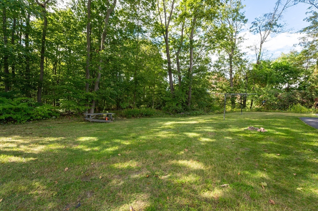 1222 Mammoth Road Dracut, MA 01826 - Photo 32 of 35