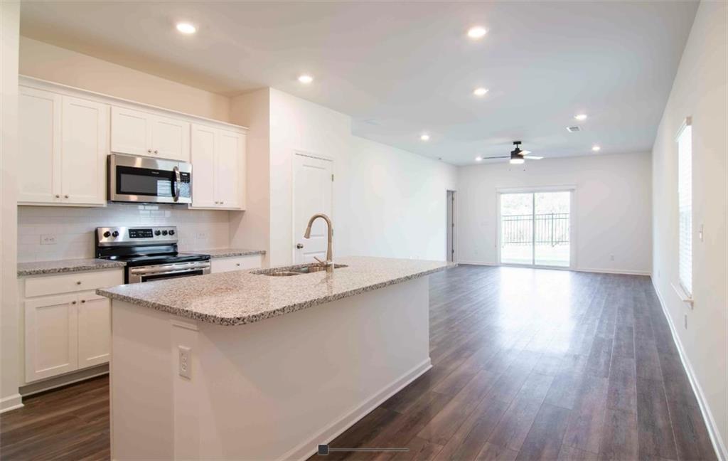 12006 Crosswicks Road, Unit 186 Union City, GA 30291 - Photo 2 of 11