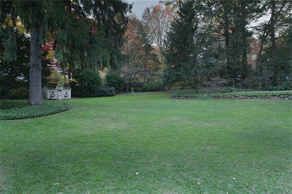 99 Crafts Road Brookline, MA 02467 - Photo 12 of 15