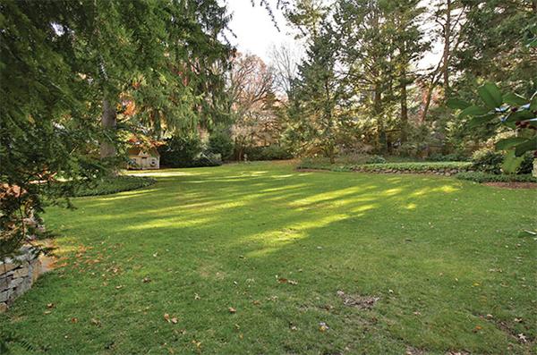 99 Crafts Road Brookline, MA 02467 - Photo 13 of 15