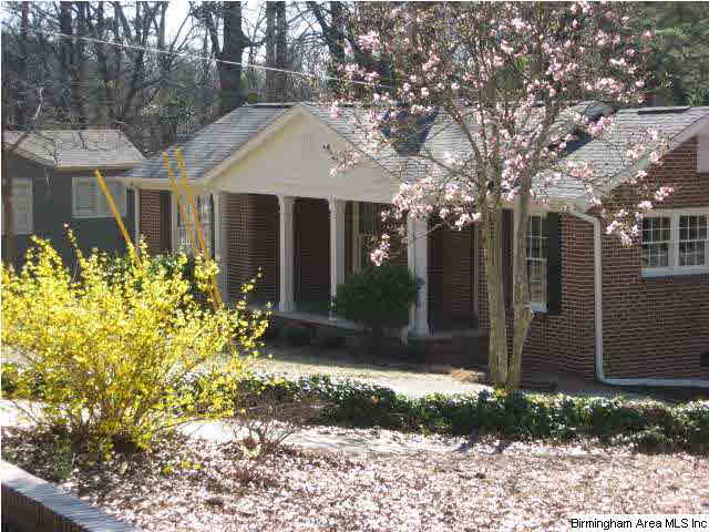 446 Exeter Drive Birmingham, AL 35206 - Photo 3 of 6