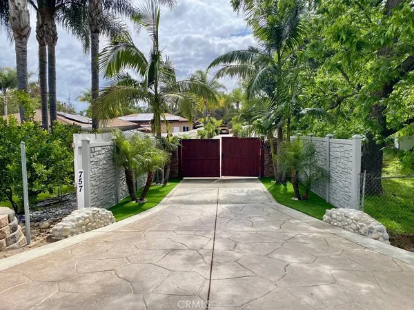 $4,020 | 757 North Stage Coach Lane, Fallbrook, CA 92028