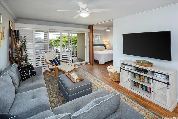$3,800 | 14 Aulike Street, Unit 404, Kailua, HI 96734