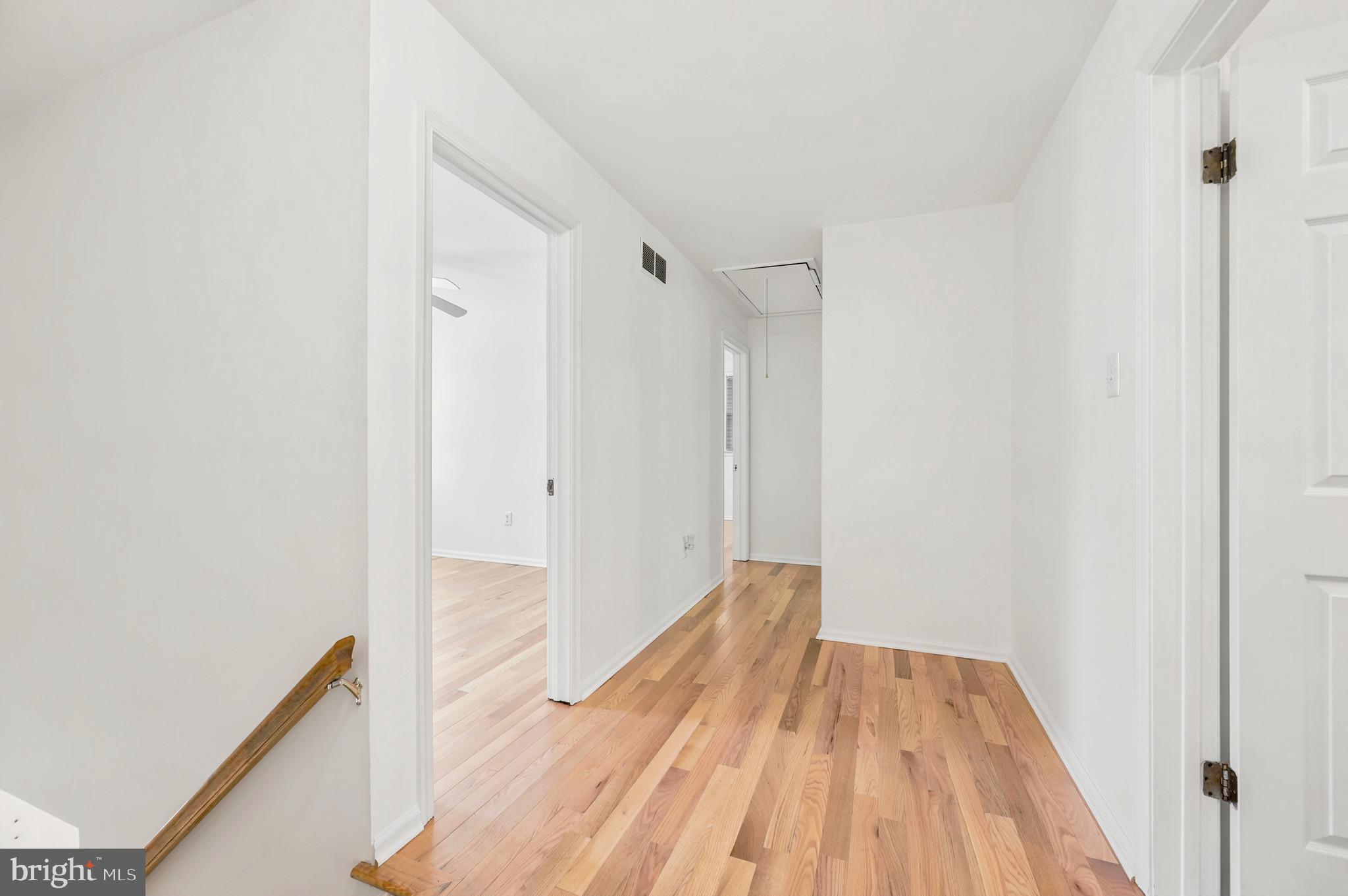 736 Summit Avenue Philadelphia, PA 19128 - Photo 21 of 34