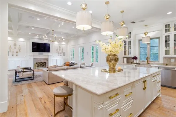 $1,200,000 | 2736 Georges Lane, Alexandria, LA 71301