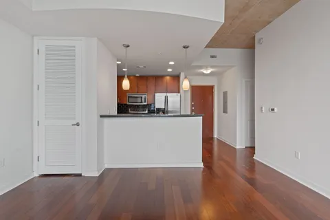 $425,500 | 360 Nueces Street, Unit 1518, Austin, TX 78701