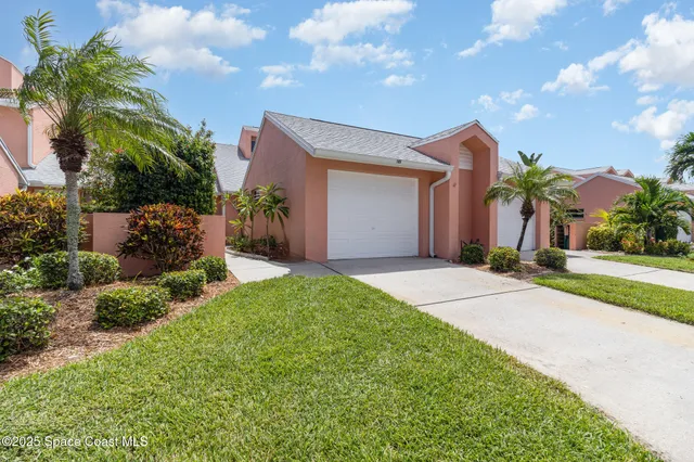 $325,000 | 165 Casseekee Trail, Melbourne Beach, FL 32951