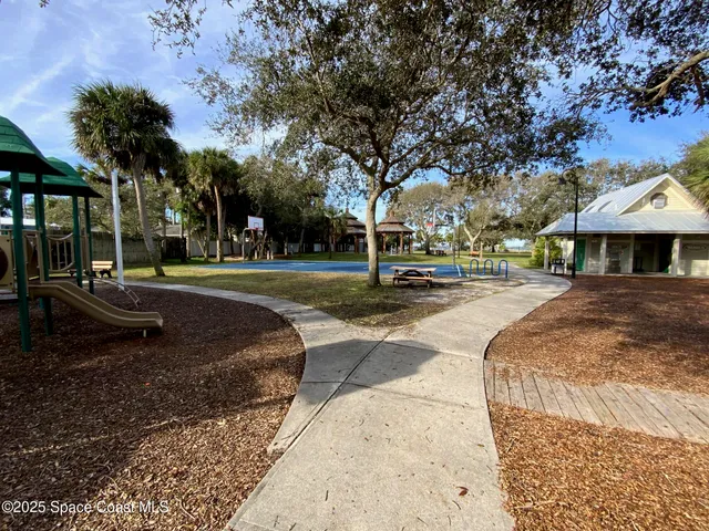 $325,000 | 165 Casseekee Trail, Melbourne Beach, FL 32951