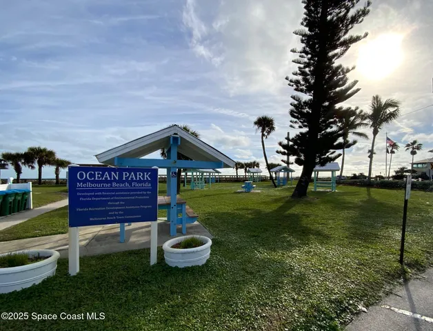 $325,000 | 165 Casseekee Trail, Melbourne Beach, FL 32951