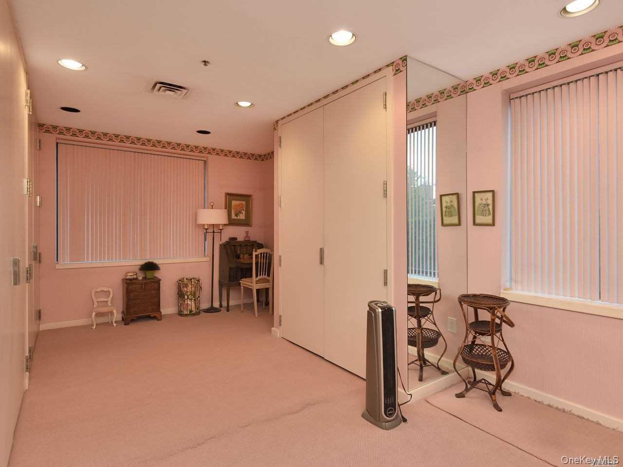 123 Middle Neck Road, Unit 3045 Great Neck, NY 11021 - Photo 14 of 20