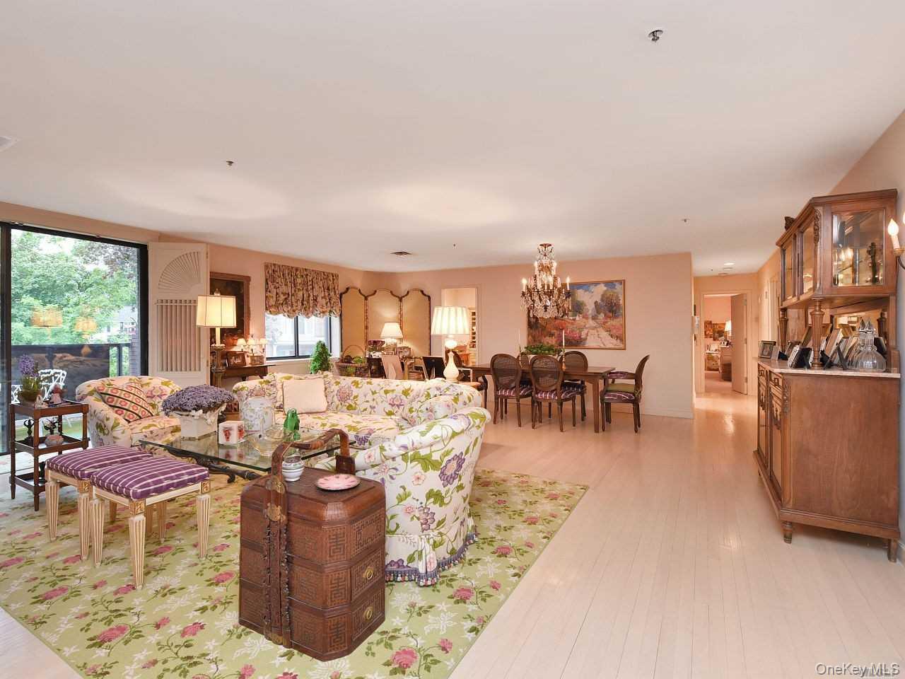 123 Middle Neck Road, Unit 3045 Great Neck, NY 11021 - Photo 5 of 20