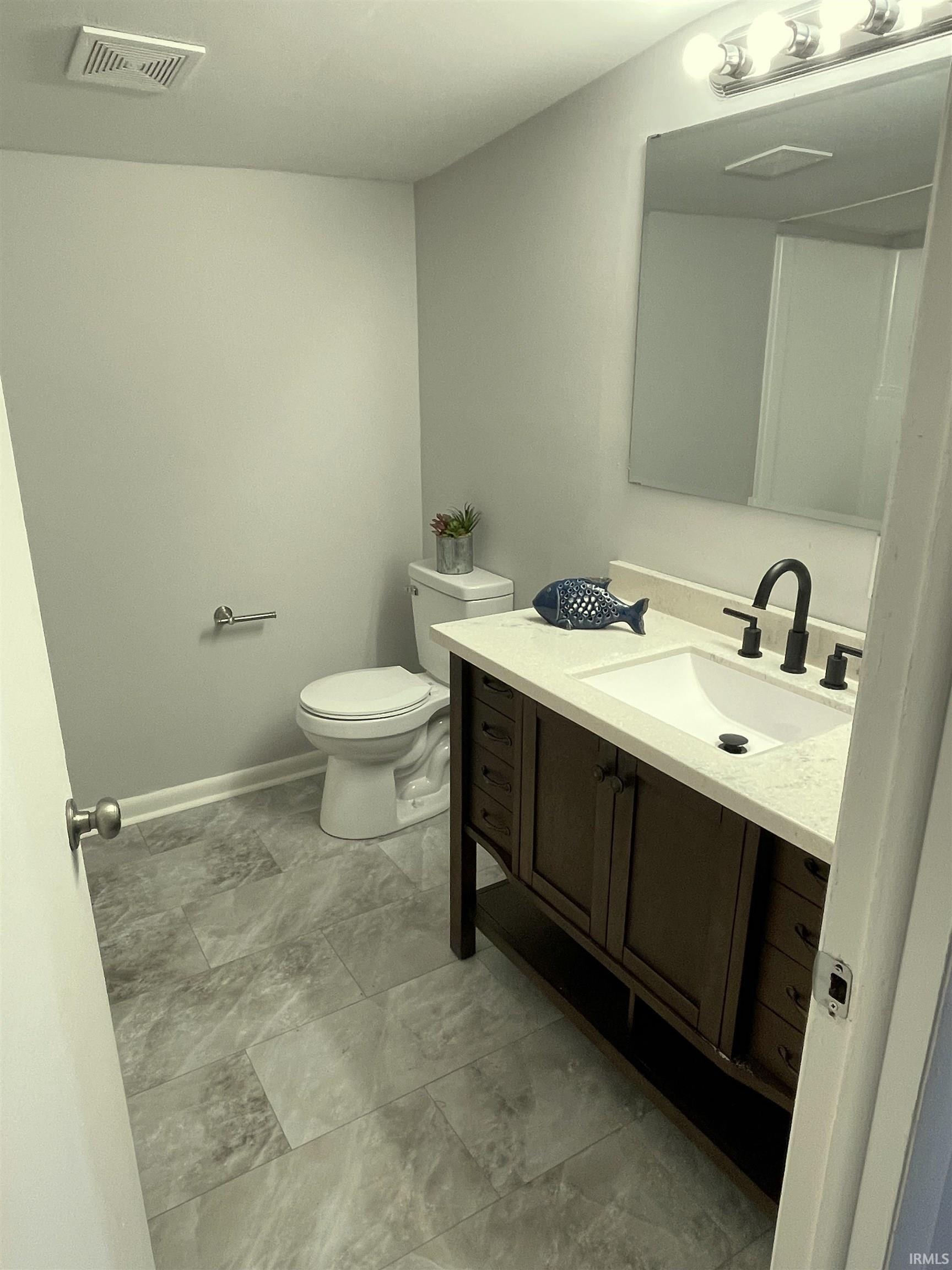 2113 Rheinhardt Avenue Evansville, IN 47714 - Photo 13 of 16