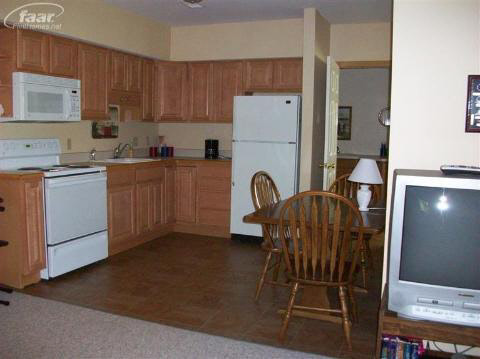 1045 Petts Road Fenton, MI 48430 - Photo 32 of 38 20279319-31.JPG