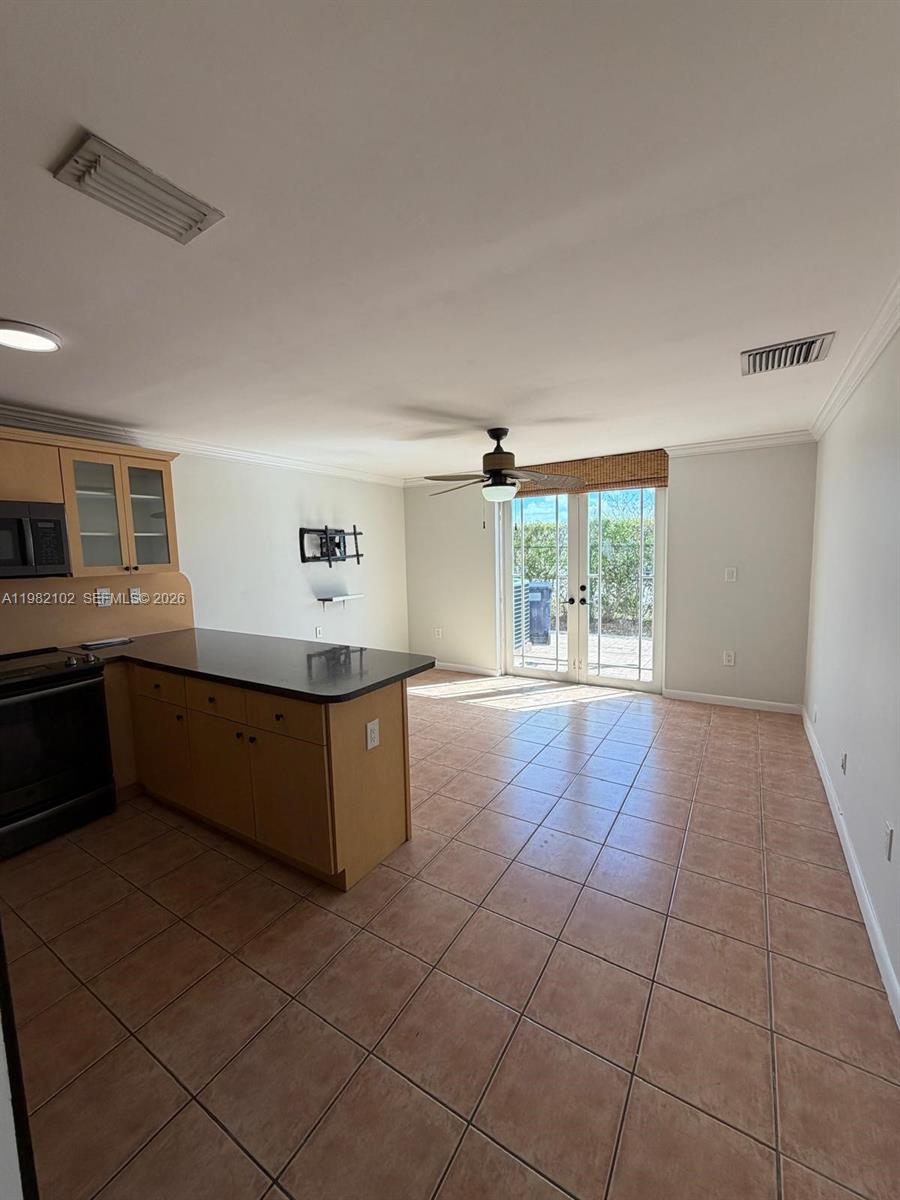 16060 Southwest 87th Terrace Miami, FL 33193 - Photo 11 of 40