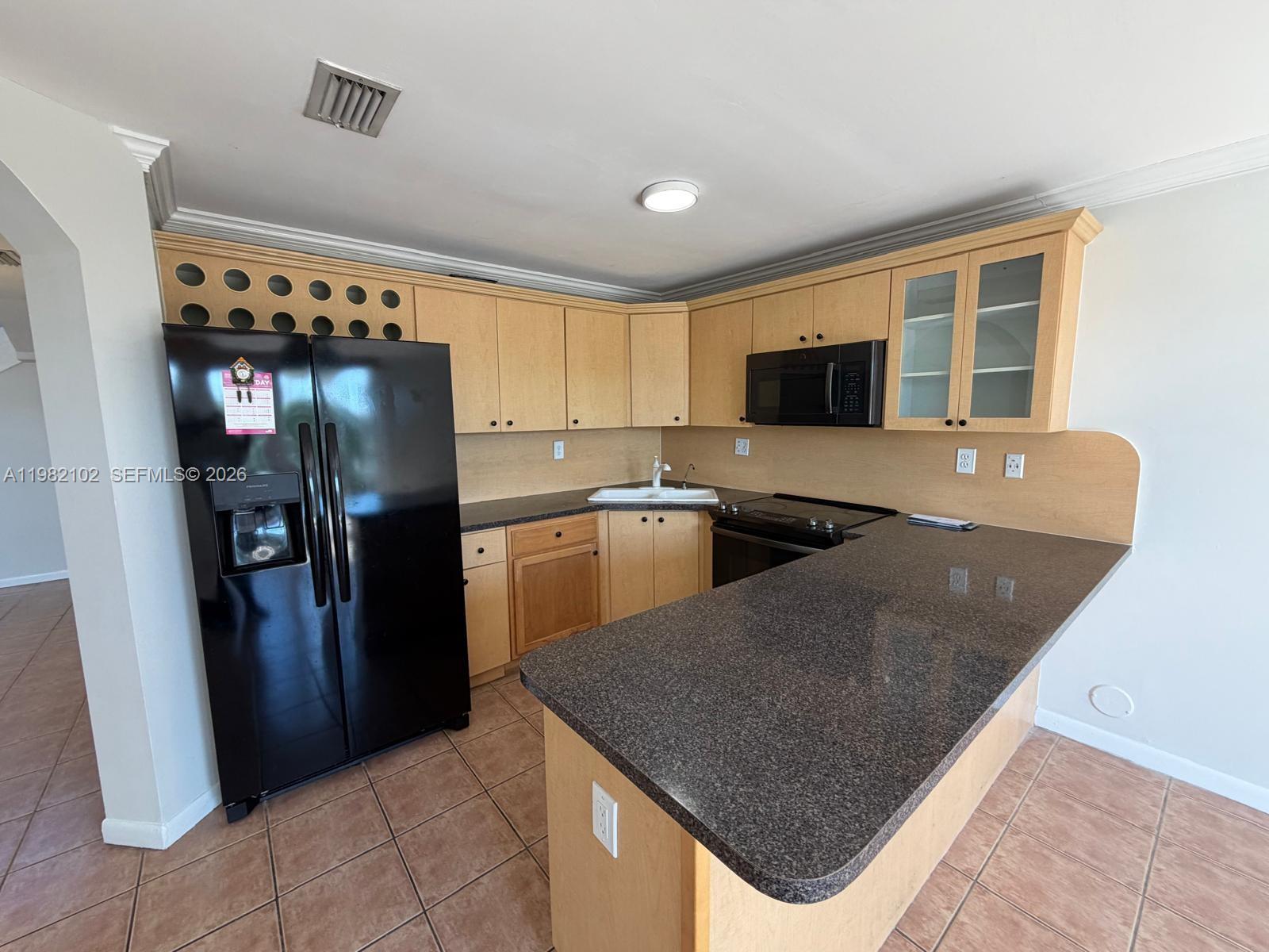 16060 Southwest 87th Terrace Miami, FL 33193 - Photo 17 of 40