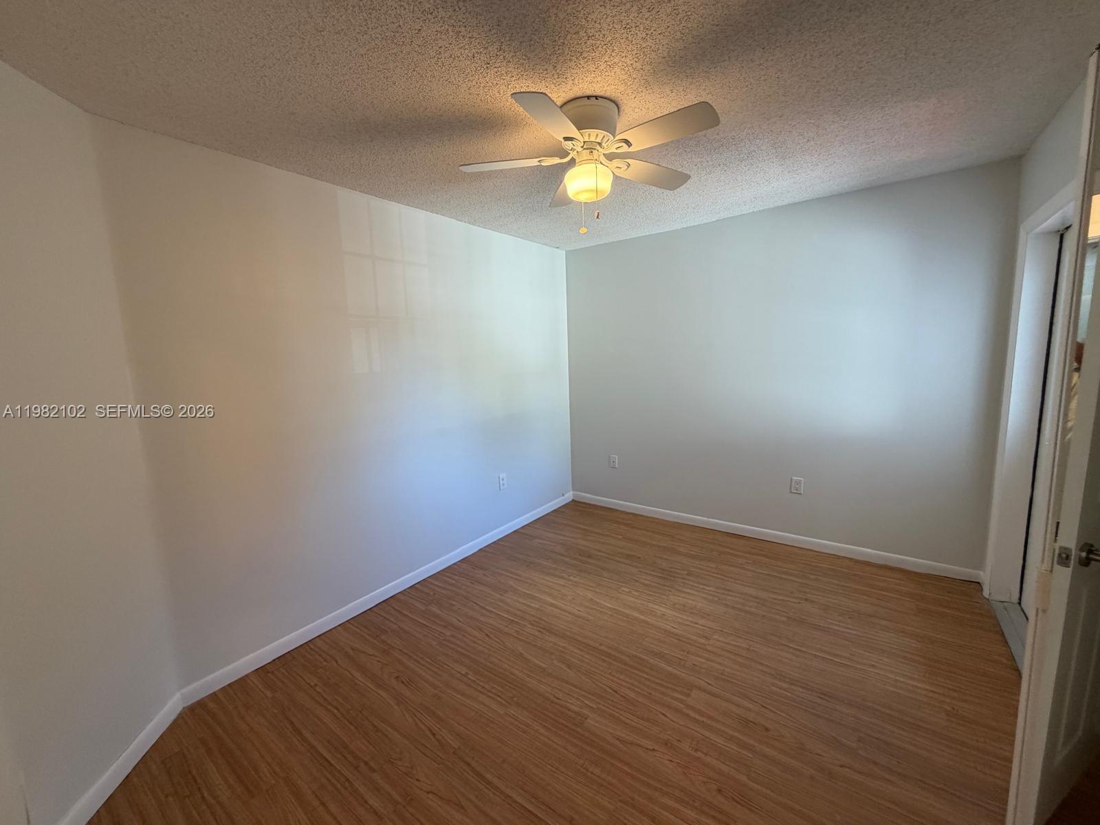 16060 Southwest 87th Terrace Miami, FL 33193 - Photo 24 of 40