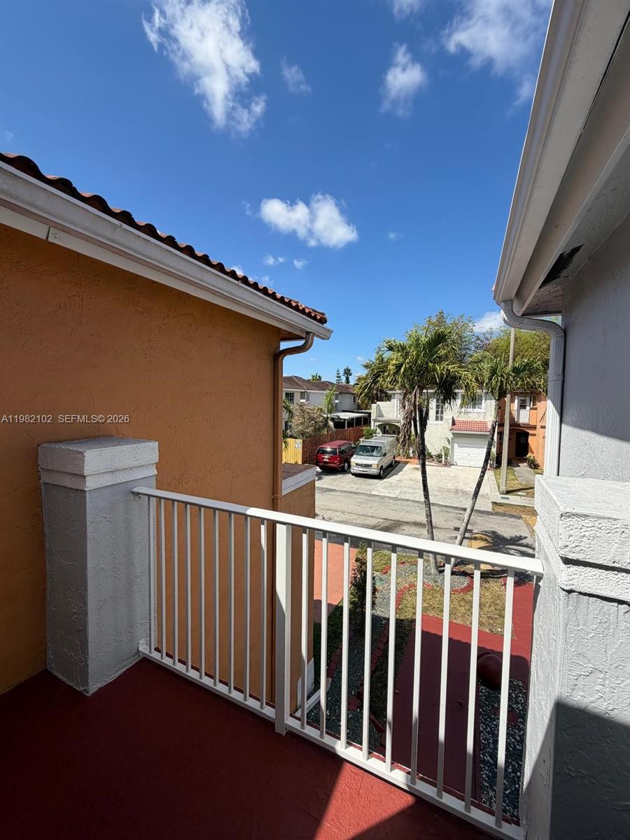 16060 Southwest 87th Terrace Miami, FL 33193 - Photo 27 of 40
