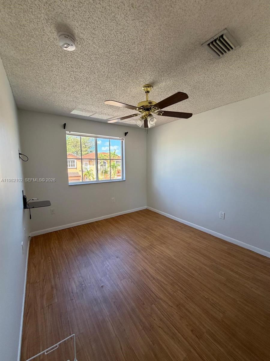 16060 Southwest 87th Terrace Miami, FL 33193 - Photo 29 of 40