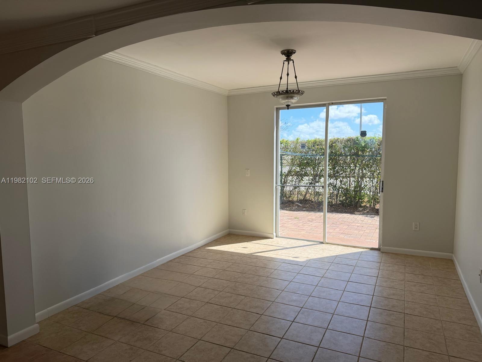 16060 Southwest 87th Terrace Miami, FL 33193 - Photo 4 of 40