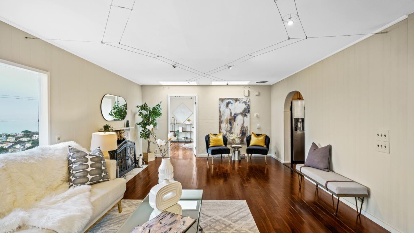 338 Kings Road Brisbane, CA 94005 - Photo 8 of 53 a living room with furniture