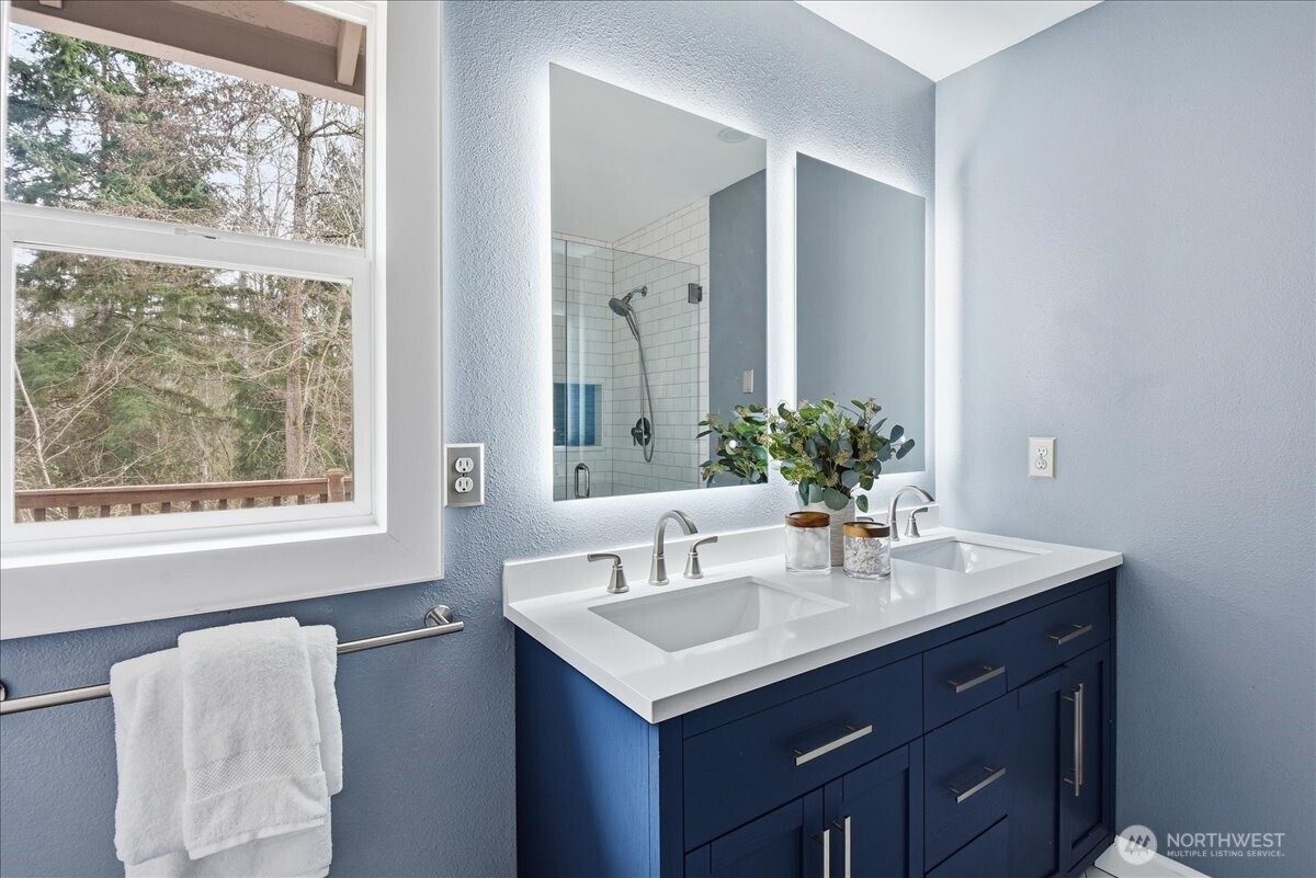 24223 13th Place West Bothell, WA 98021 - Photo 14 of 38